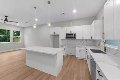 2347 Knoblock, Houston, TX 77023 - Photo 7