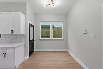 2347 Knoblock, Houston, TX 77023 - Photo 9