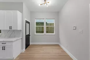 2347 Knoblock, Houston, TX 77023 - Photo 9
