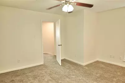 7918 Prestwood Dr #4, Houston, TX 77036 - Photo 29