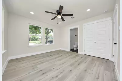 8068 Elrod Street, Houston, TX 77017 - Photo 5