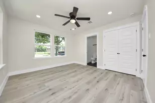8068 Elrod St, Houston, TX 77017 - Photo 5