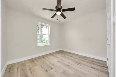 8068 Elrod Street, Houston, TX 77017 - Photo 17