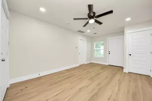 8068 Elrod St, Houston, TX 77017 - Photo 29