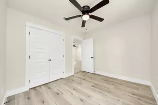8068 Elrod St, Houston, TX 77017 - Photo 19