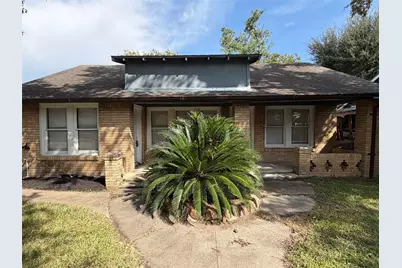4737 Jefferson Street, Houston, TX 77023 - Photo 1