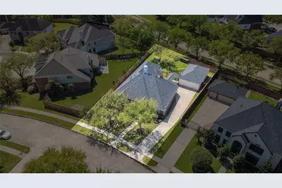 2622 Stonebury Lane, Sugar Land, TX 77479 - Photo 47