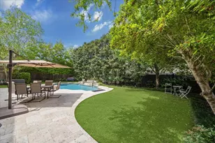 1110 Longmont Pl Ct, Houston, TX 77056 - Photo 33