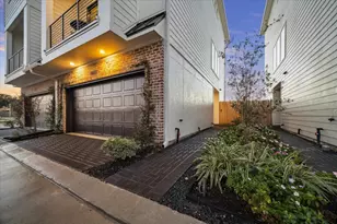 10614 Cascade Ledge Ln, Houston, TX 77025 - Photo 3