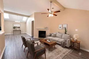 13007 Stancliff Oaks St, Sugar Land, TX 77478 - Photo 9