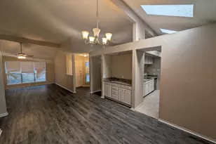 13007 Stancliff Oaks St, Sugar Land, TX 77478 - Photo 11