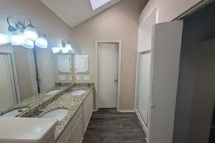 13007 Stancliff Oaks St, Sugar Land, TX 77478 - Photo 7