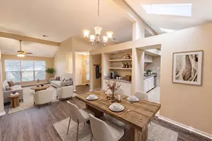13007 Stancliff Oaks St, Sugar Land, TX 77478 - Photo 3