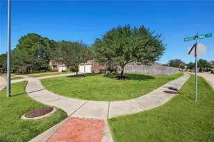 16026 Rustlers Trail Ln, Cypress, TX 77429 - Photo 3