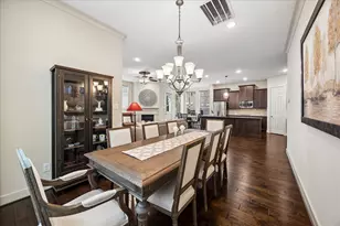 1517 Dyer Lake Ln, Houston, TX 77008 - Photo 9