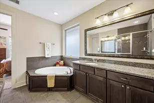 1517 Dyer Lake Ln, Houston, TX 77008 - Photo 21