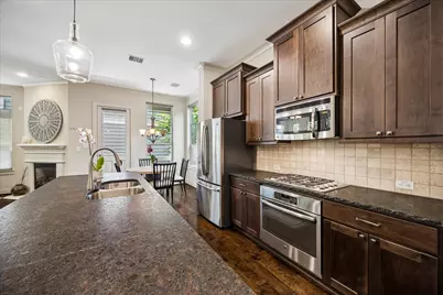 1517 Dyer Lake Lane, Houston, TX 77008 - Photo 3