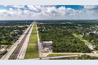 12969 W Hardy Road, Houston, TX 77037 - Photo 3