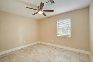 2306 19th Ave N, Texas City, TX 77590 - Photo 17