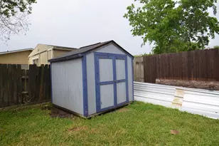 5519 Irish Hill Dr, Houston, TX 77053 - Photo 21