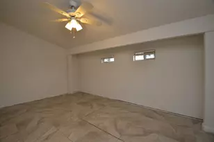 5519 Irish Hill Dr, Houston, TX 77053 - Photo 7