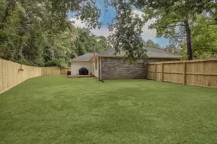 21689 Holly Leaf Ct, Porter, TX 77365 - Photo 17
