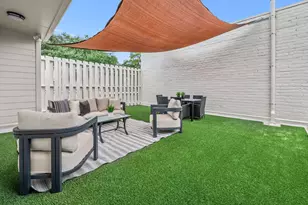 155 Sage Rd, Houston, TX 77056 - Photo 25