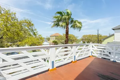 3209 Ursuline Street, Galveston, TX 77550 - Photo 21