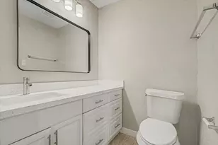 9552 Windswept Ln, Houston, TX 77063 - Photo 31