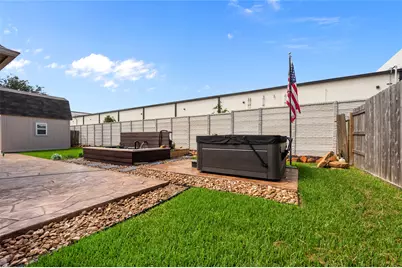 12411 Emerald Lane, Mont Belvieu, TX 77535 - Photo 45