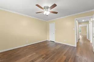 7722 Richmond Ave, Houston, TX 77063 - Photo 23