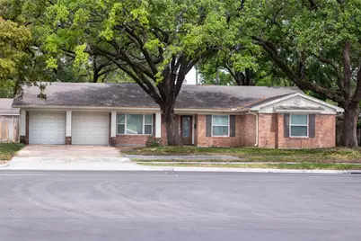 7722 Richmond Avenue, Houston, TX 77063 - Photo 1