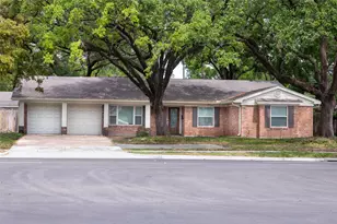 7722 Richmond Ave, Houston, TX 77063 - Photo 1