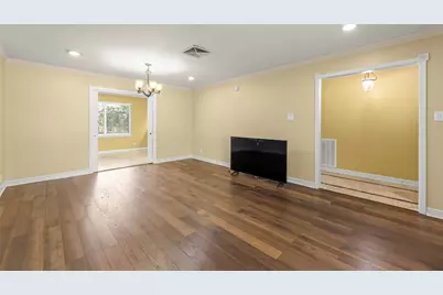 7722 Richmond Avenue, Houston, TX 77063 - Photo 5