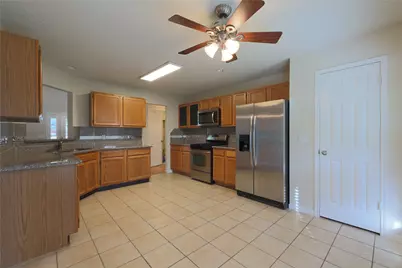10015 Red Wolf Lane, Houston, TX 77064 - Photo 21