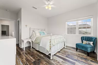 22516 Bay Point Drive, Galveston, TX 77554 - Photo 23