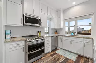 22516 Bay Point Dr, Galveston, TX 77554 - Photo 13