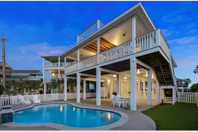 22516 Bay Point Drive, Galveston, TX 77554 - Photo 3