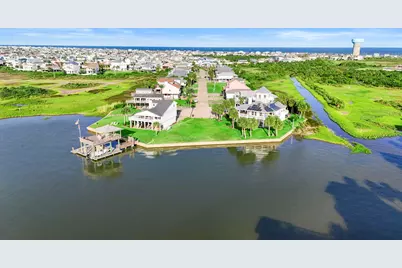22516 Bay Point Drive, Galveston, TX 77554 - Photo 3