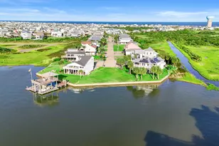 22516 Bay Point Dr, Galveston, TX 77554 - Photo 3