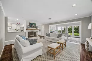 13042 Hermitage Ln, Houston, TX 77079 - Photo 11