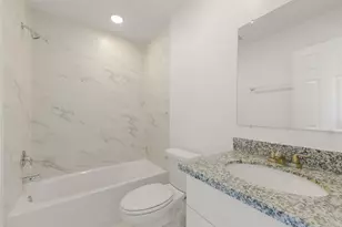 8713 Southwark St, Houston, TX 77028 - Photo 11