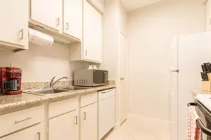 7950 N Stadium Dr, Houston, TX 77030 - Photo 7
