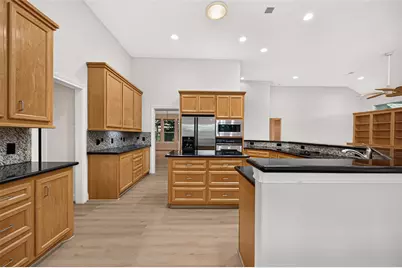 25211 Hideaway Run Dr, Spring, TX 77389 - Photo 11