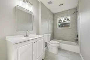 231 Ravenhead Dr, Houston, TX 77034 - Photo 19