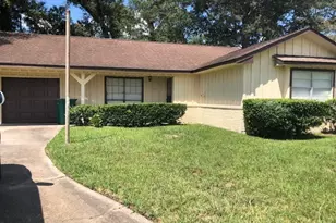 1732 Greenbriar Ave, Orange, TX 77632 - Photo 1