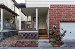 1424 W 24th St, Houston, TX 77008 - Photo 3