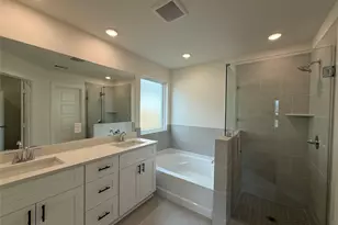 3130 Emerald Hills Dr, Angleton, TX 77515 - Photo 13