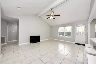 10203 Hollow Canyon Drive, Sugar Land, TX 77498 - Photo 3