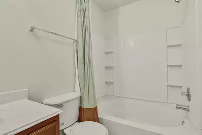 2121 Kemah Village Drive, Kemah, TX 77565 - Photo 17